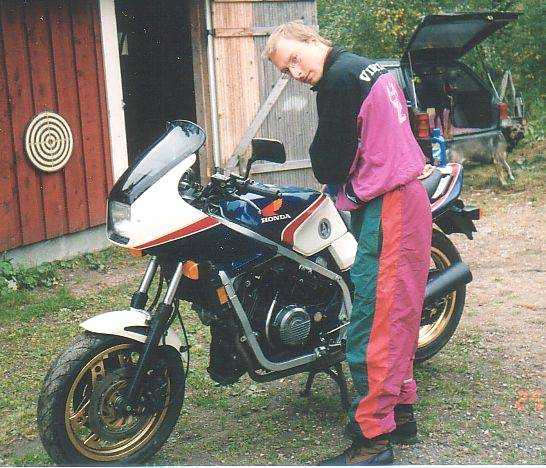 Honda VF750F